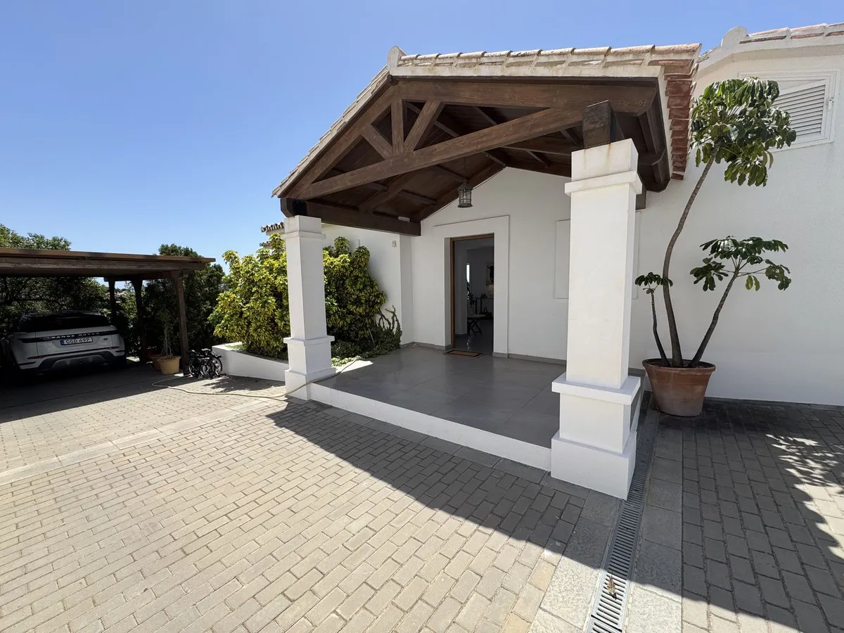 0fe35a95-c9bd-4532-b32c-a4b8d7ddf77d