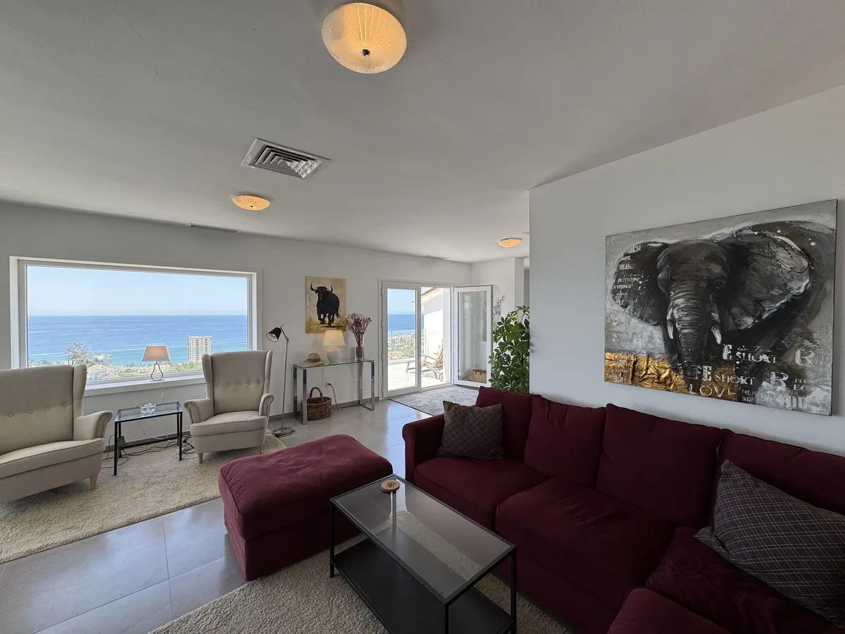 25cab6a2-1fd1-47ba-ad20-a4f97b88d31f