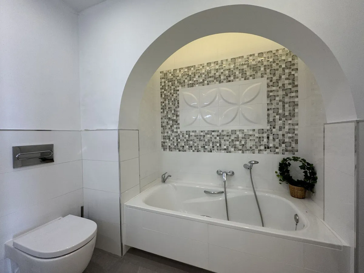 5a5debd3-f9af-455f-847d-36608fbbb9d1