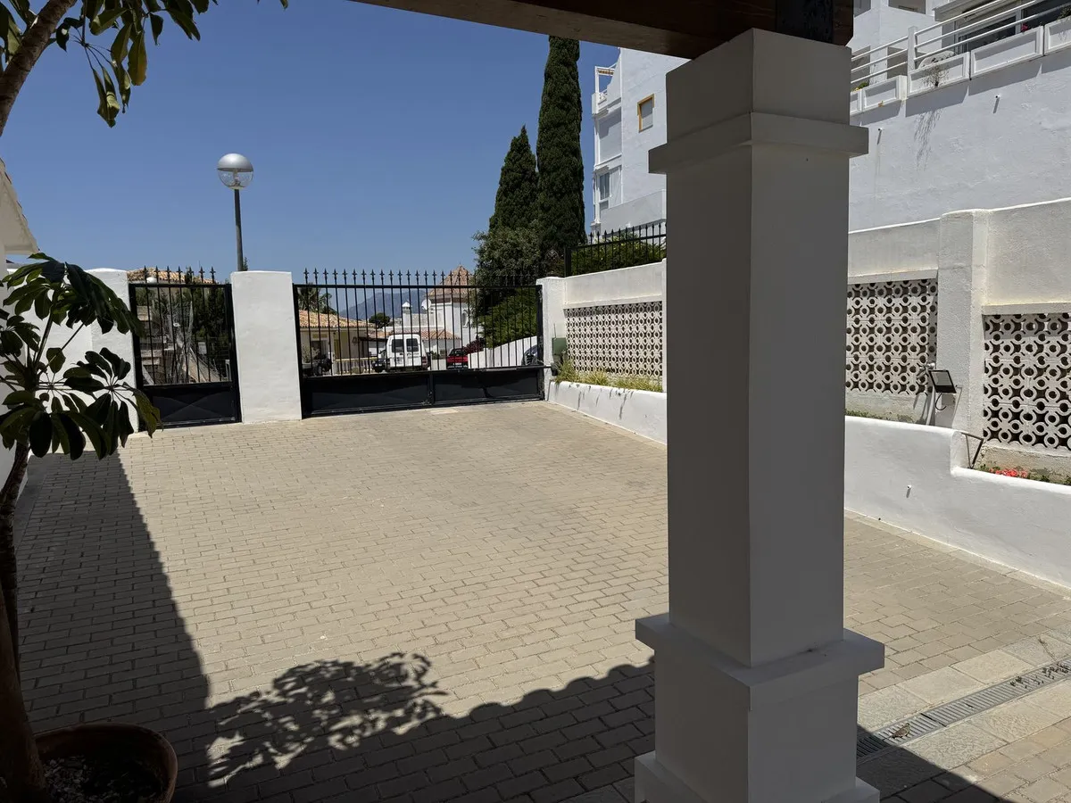 f6b2ba4c-6cb4-48d1-b778-94ca770b812d