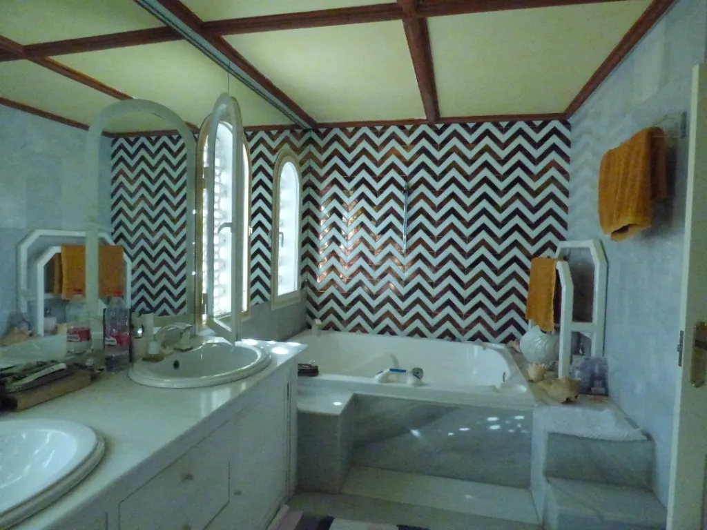 a74a8f7f-4ada-4ef4-8a51-896562e2102f