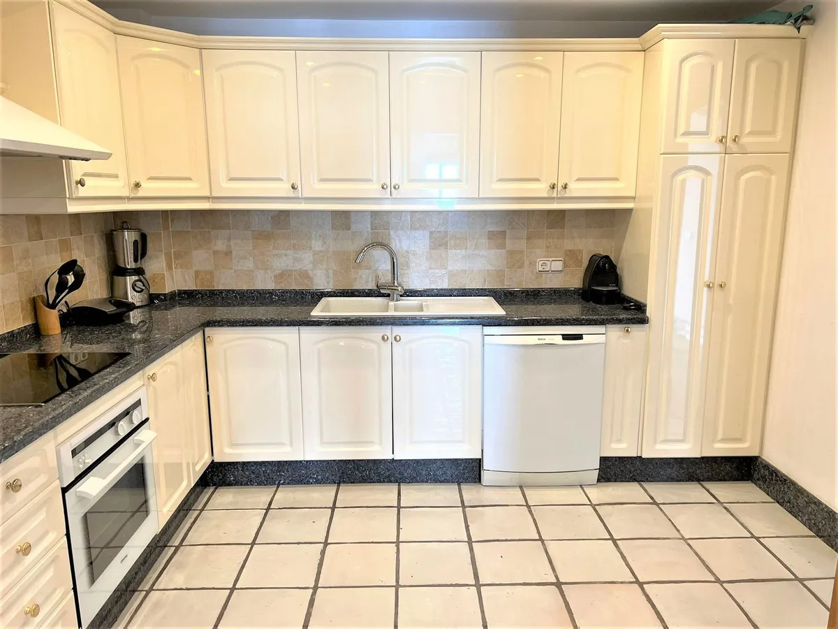 c942bc5c-38ba-4390-b27e-e5b35d627851