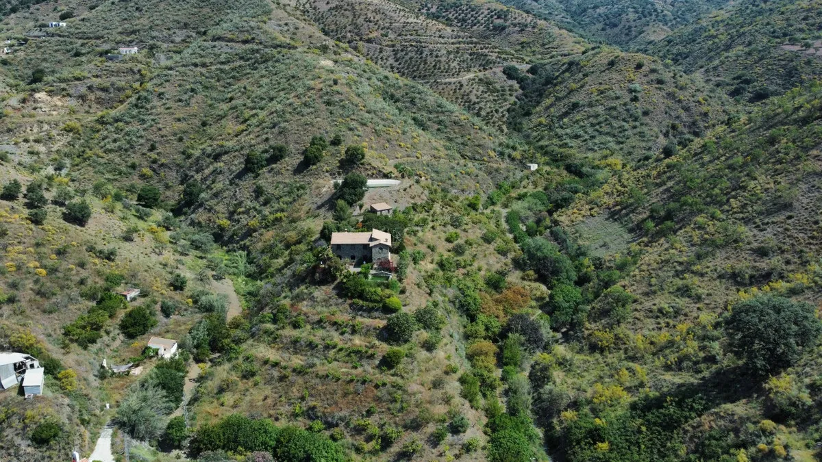 7cc0c5b7-8ed6-41bf-af68-04942e19b306