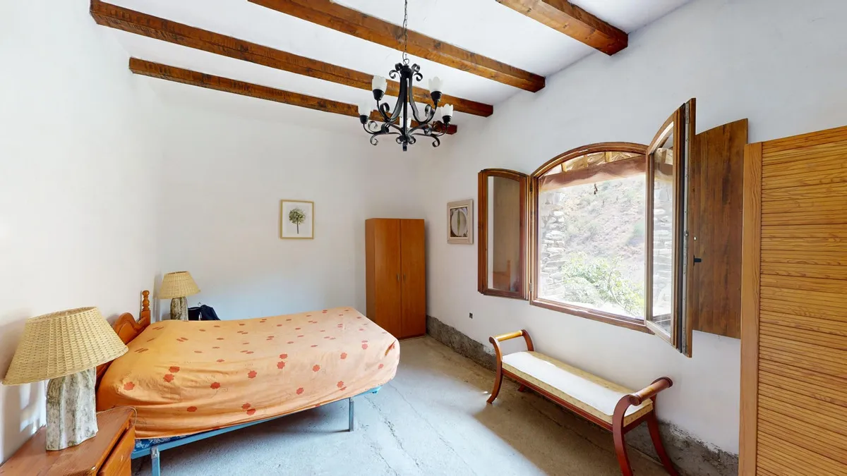 9c8a2171-edeb-42df-b371-9e3ff2dbc10f