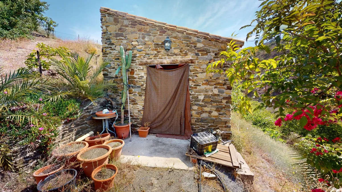 a074aa90-ee9c-4b46-bfde-49fcd715aed3