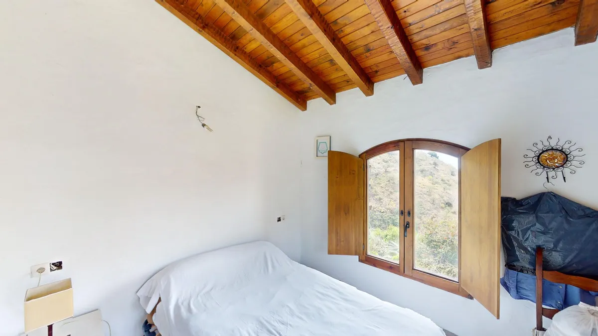 d11d1070-e05e-4f90-93fe-00fac39c5fd0