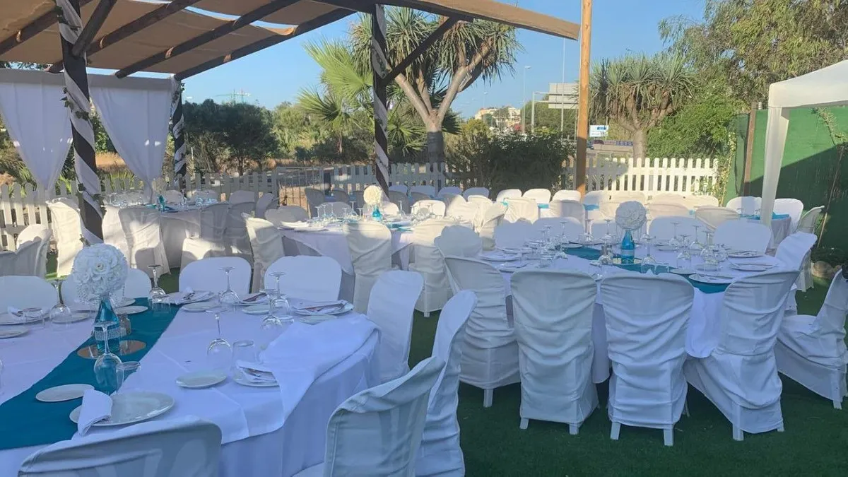 2099e300-1adf-44a8-a0b8-073af1861148