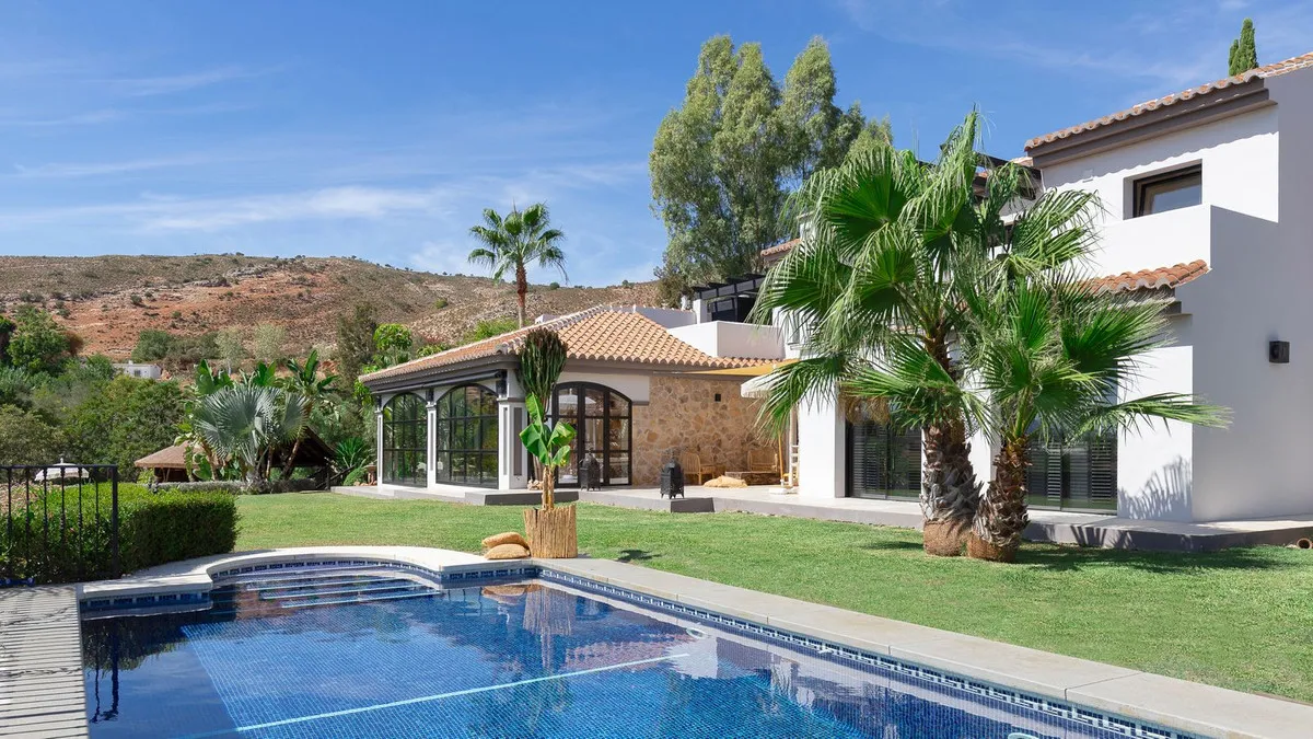 d509e58e-8e5f-4e4f-8462-6553a1a452b0