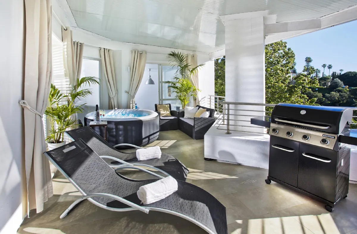 12a7f92d-fcb9-46a4-b295-567dfd64a344