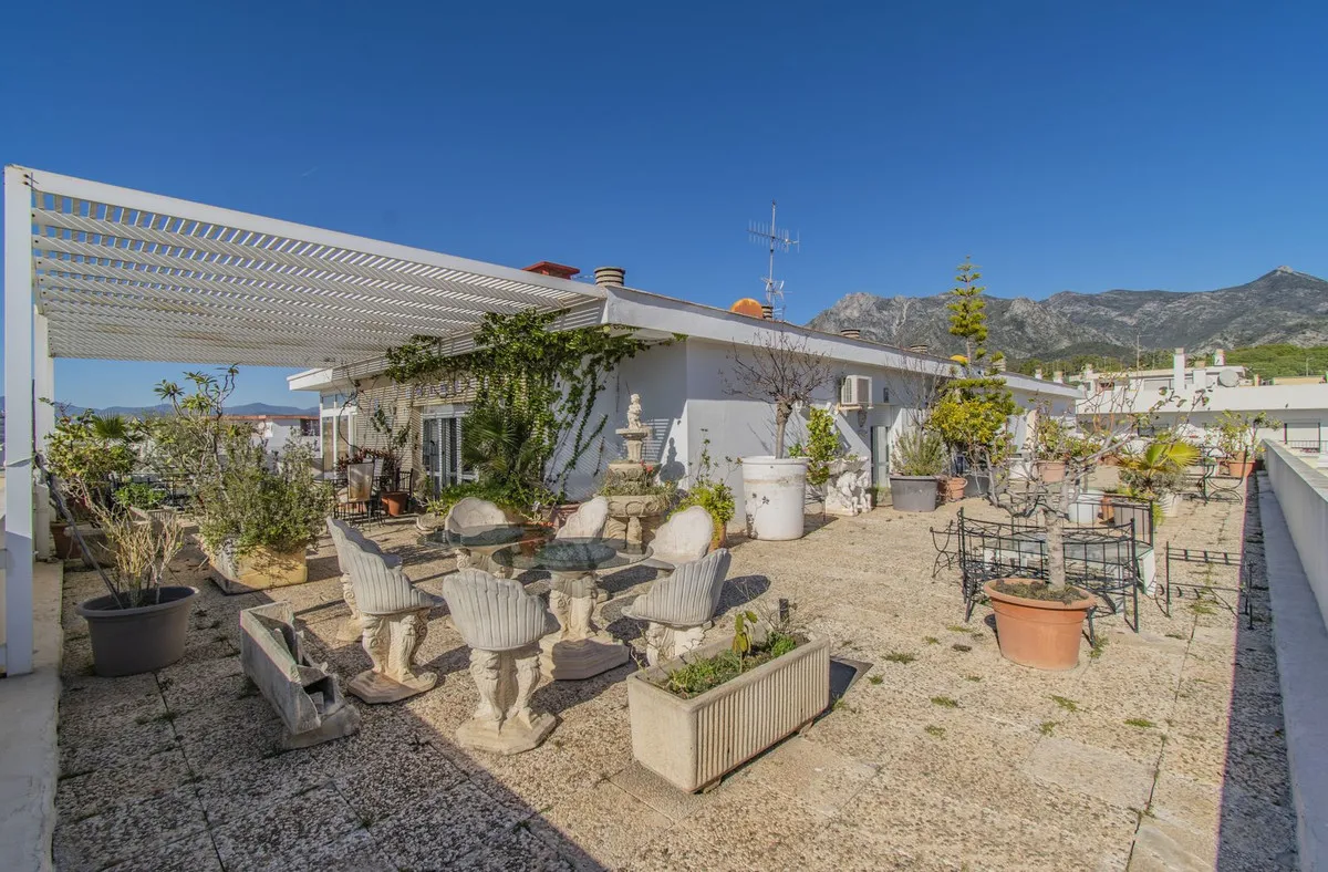 4a1fb85c-d450-4b13-bbe5-067cc77b4246