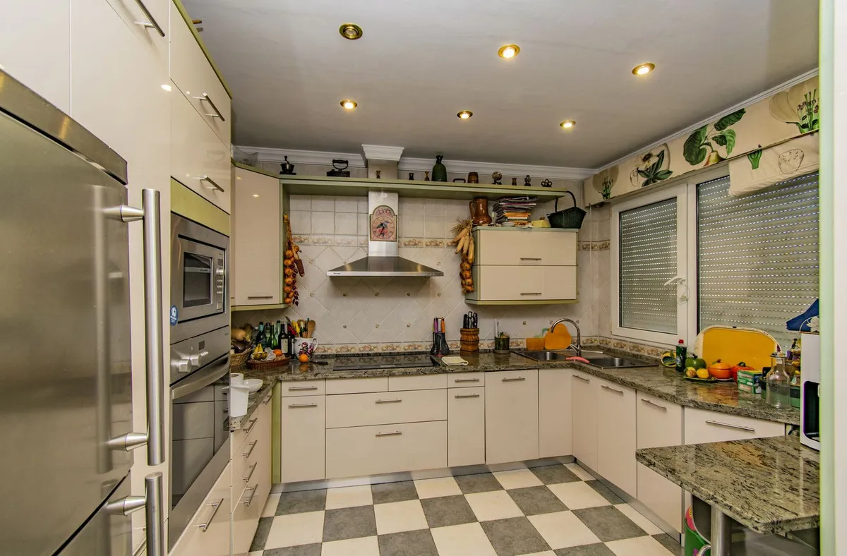 b124d11f-a9ec-43b7-ad5e-c612117a7652