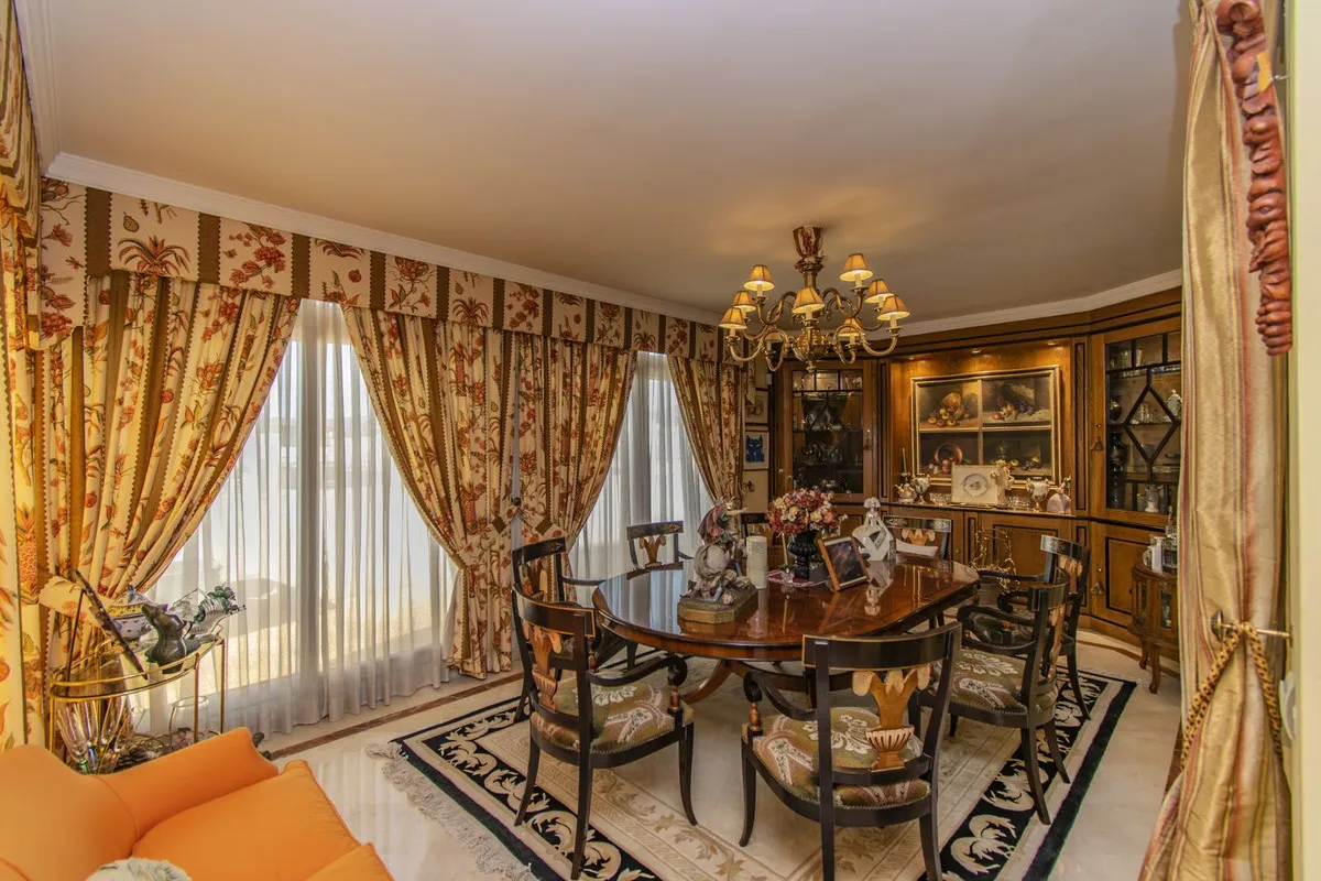 e01587b3-69d1-4c26-a853-58159802a8c3