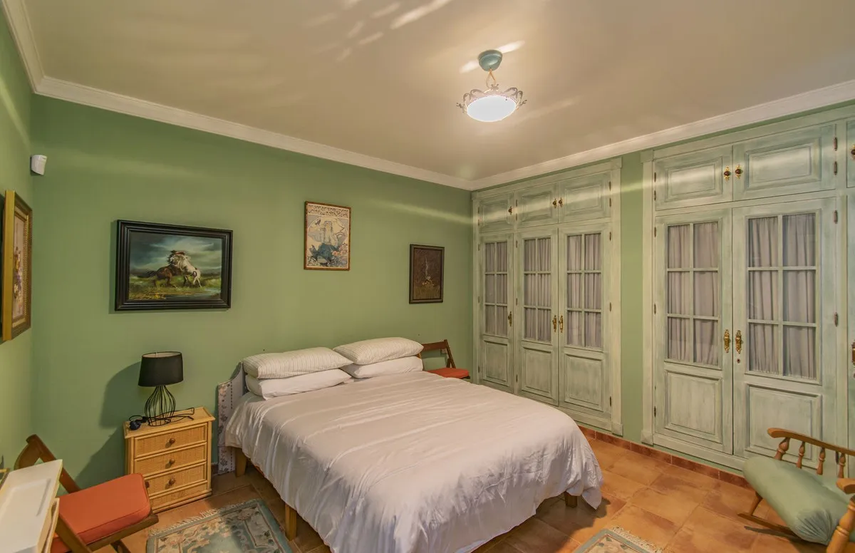 f111e789-5c5e-4a2b-8161-e98f72b47ec3