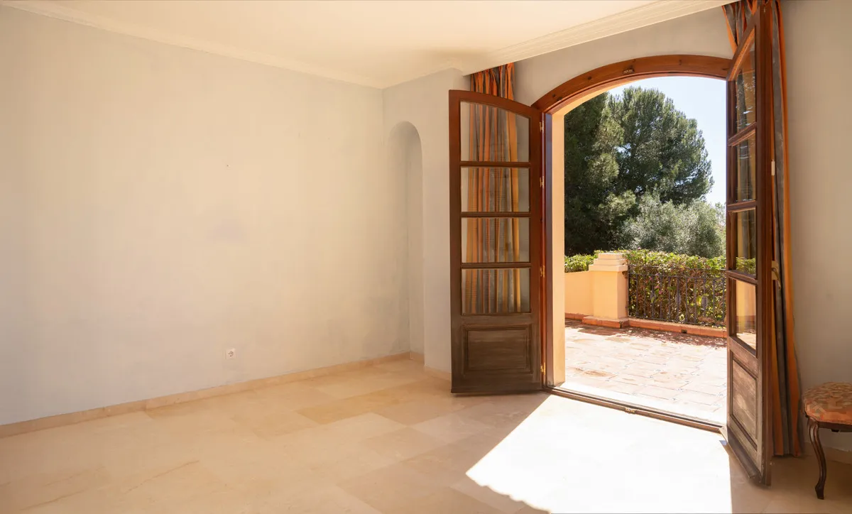 bd9619b4-85d1-4bc3-8b64-871c0ae77e45