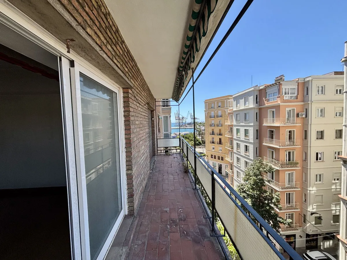 1e847584-2e7d-4a38-9d43-27f0708be8fd