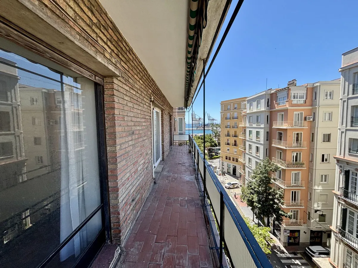 5b1e6d7f-005a-43c8-9373-3457bf512475