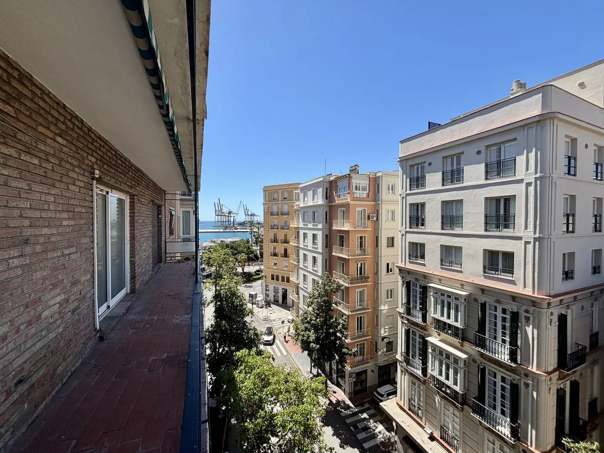 8f1de489-122b-4e00-89b9-9b8ff0428179