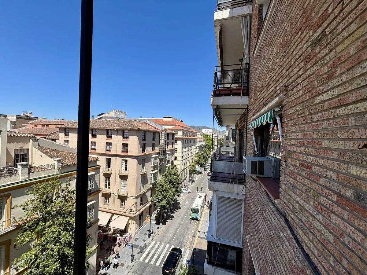 9d6a3050-30e9-46ad-8b23-36685ba0ffee