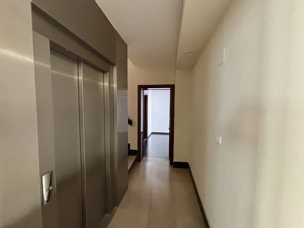 aea34d05-2fb5-4b76-99f2-70e86a0981de