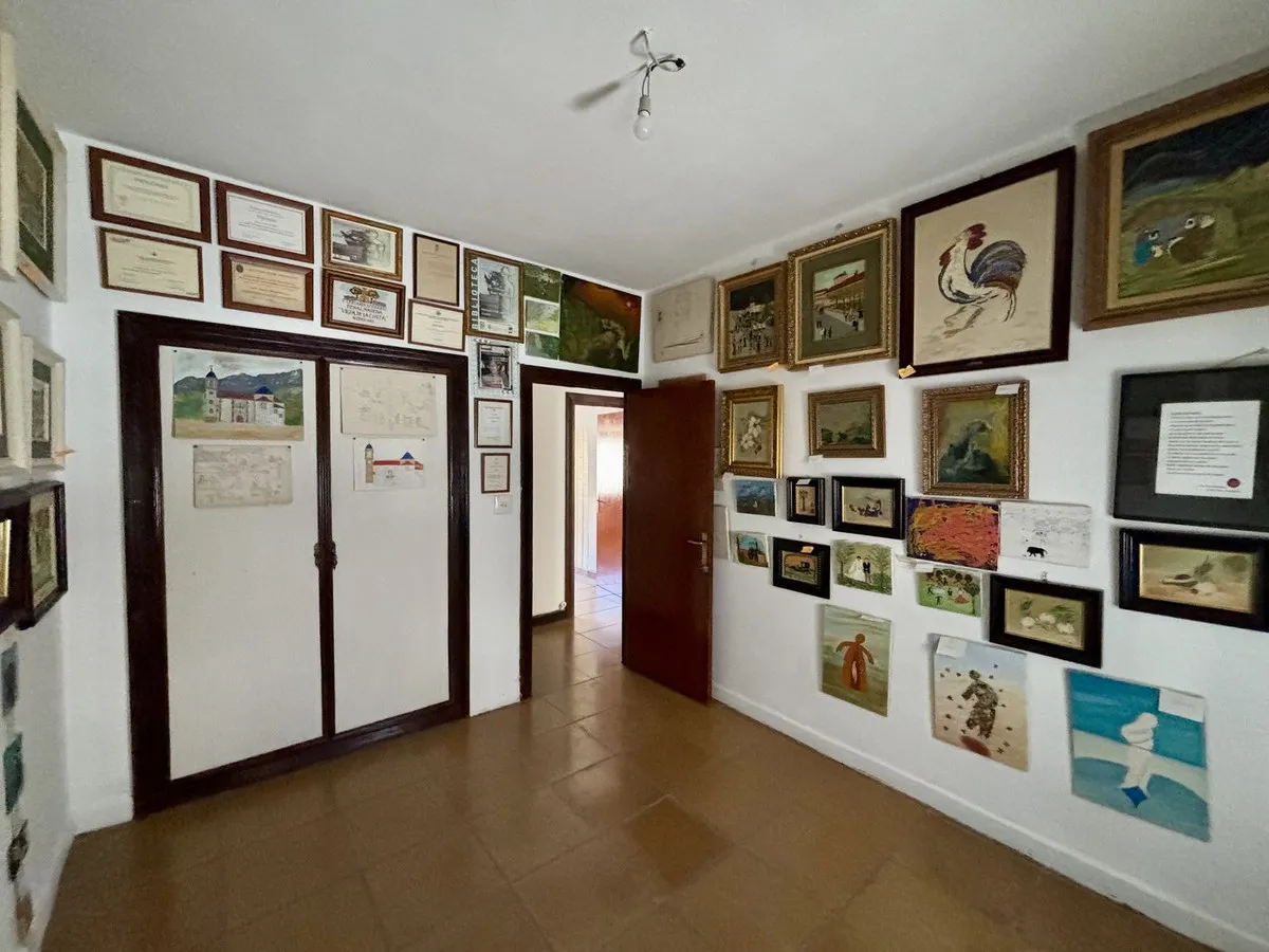 c6918386-f1a9-4361-a5e6-5bc1dbe6405a