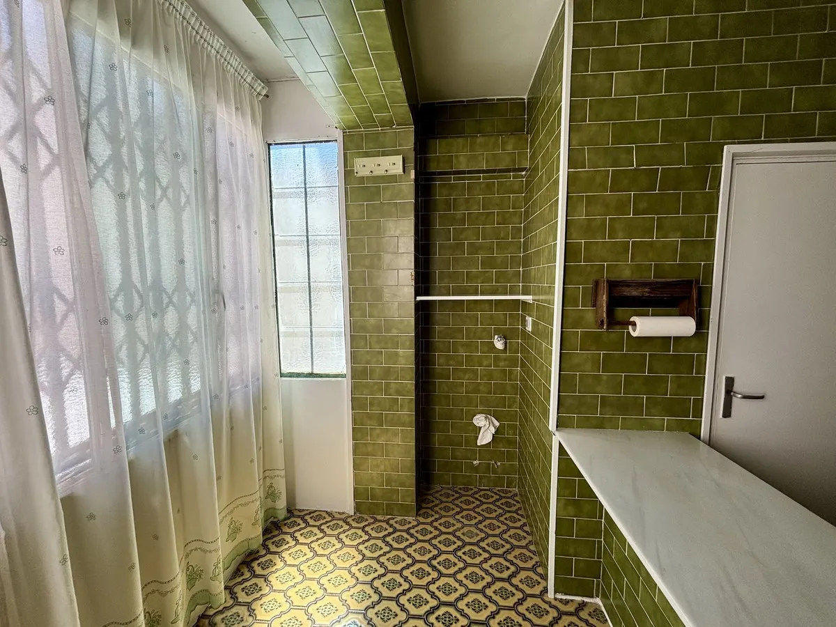 cadb2aa1-c39e-4ee8-981a-a77595b667e5