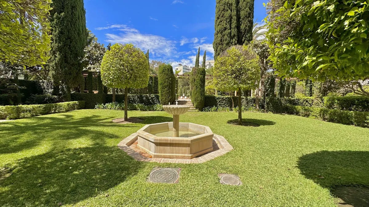 7a6e4d76-e012-4e94-aff7-36db38ed56d8