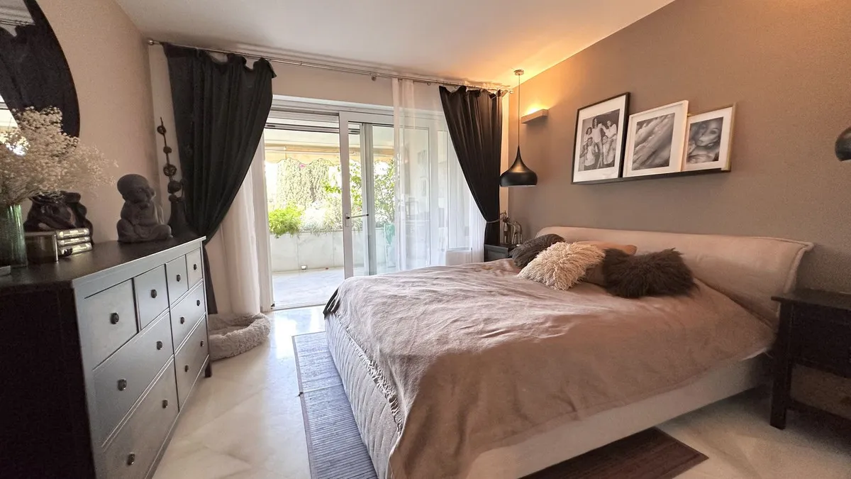 dcb14e42-44aa-4877-b304-5024b9a23c42