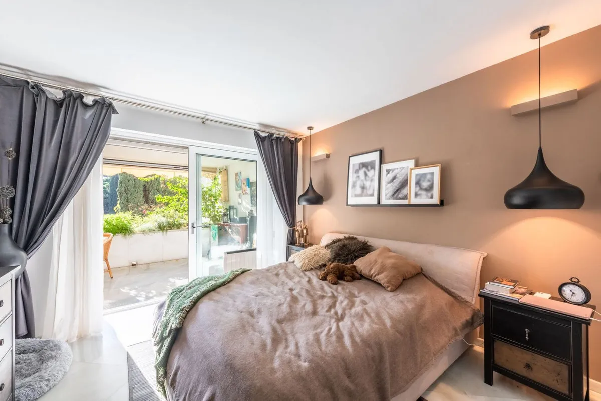 04b11e76-368d-4163-bb04-e27dff88d278