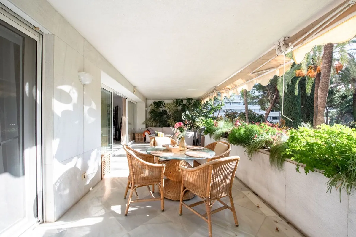 04e34562-fba1-44e8-bd9b-cdf553342117