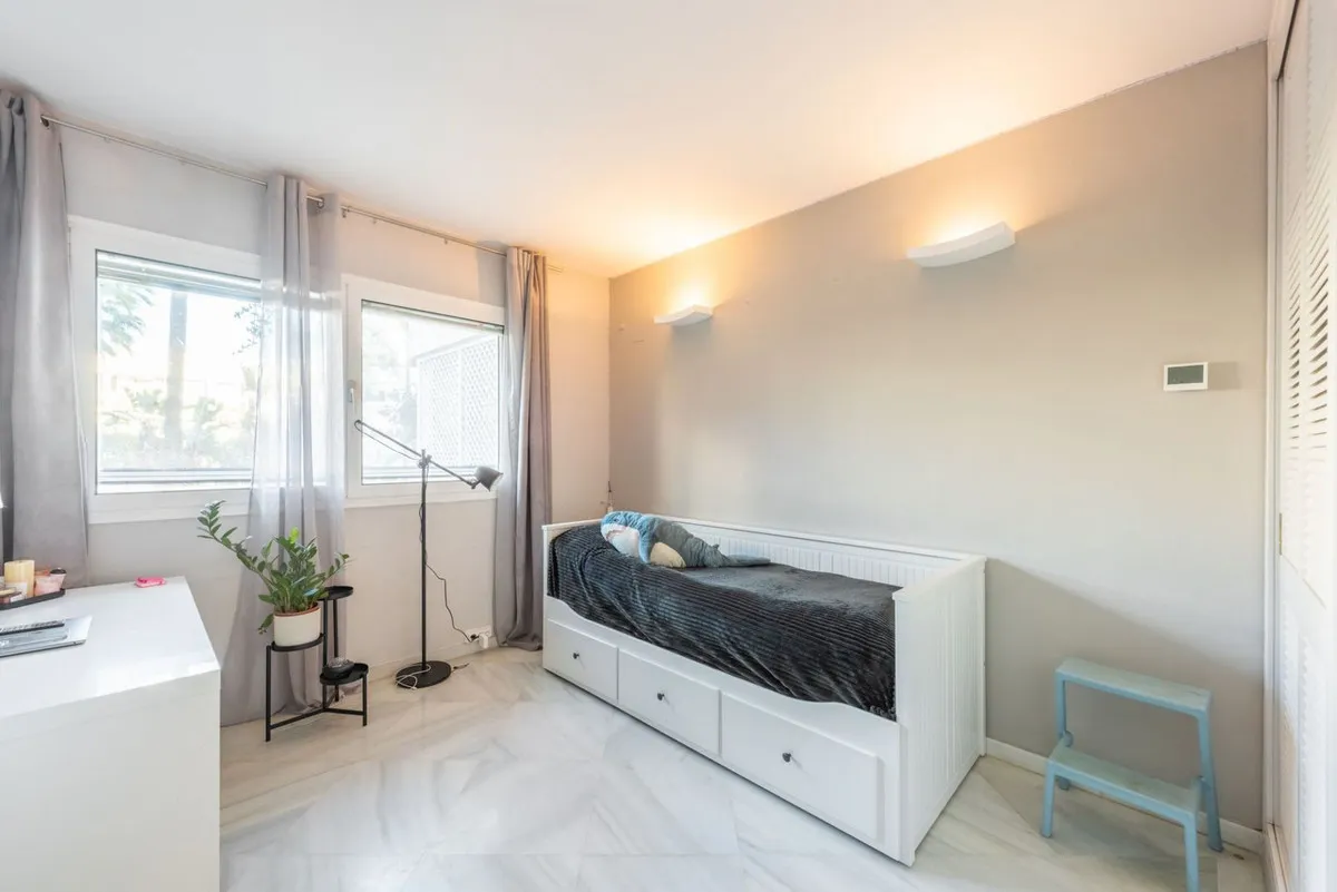 c8a9a32b-a031-4d68-9f0c-32932a0a65f7