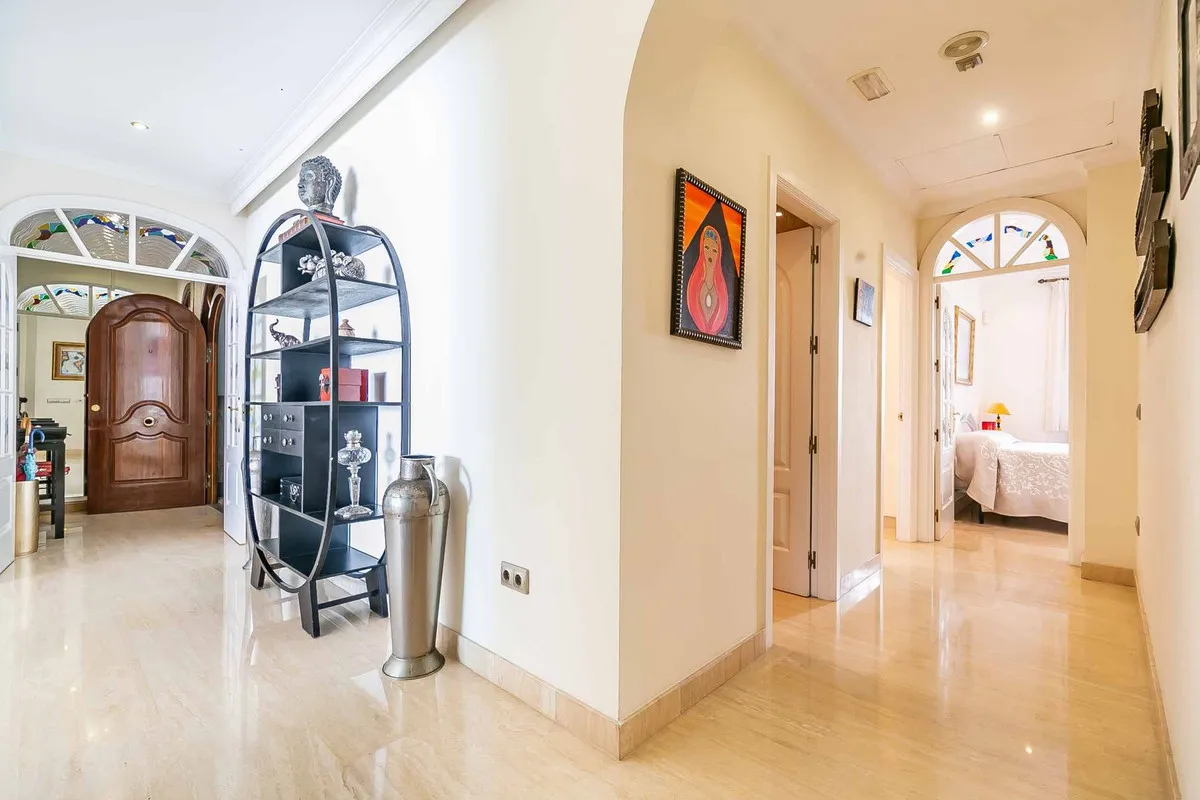 0967108e-3f61-4ef0-bc77-fa987341e474