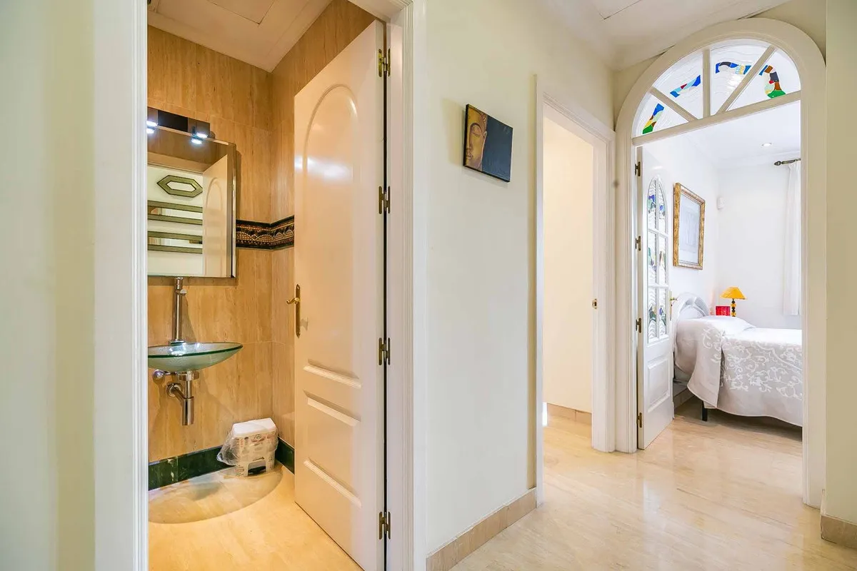 11310370-a96c-4b07-9a2e-4de7c4e0fe38