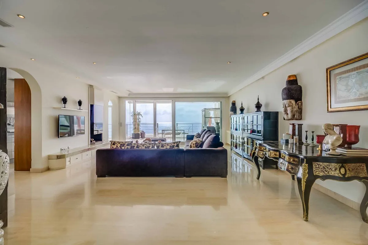 574c4860-3ddb-46a5-b5c1-55a1db947f90