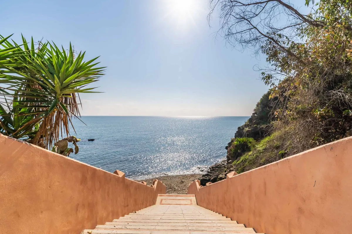 720bcf3a-b823-4682-a81d-86d02e37fada