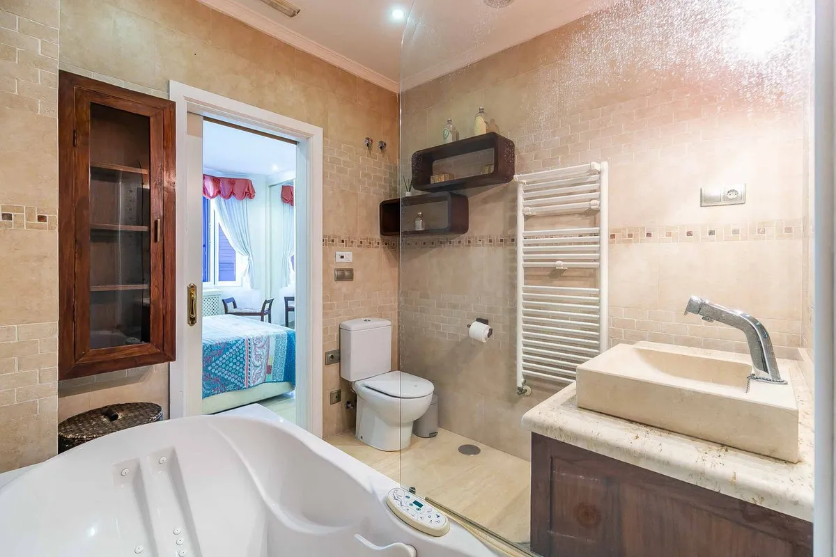 7e5b172e-f43e-4de9-a4ed-cfda85aaf9ec