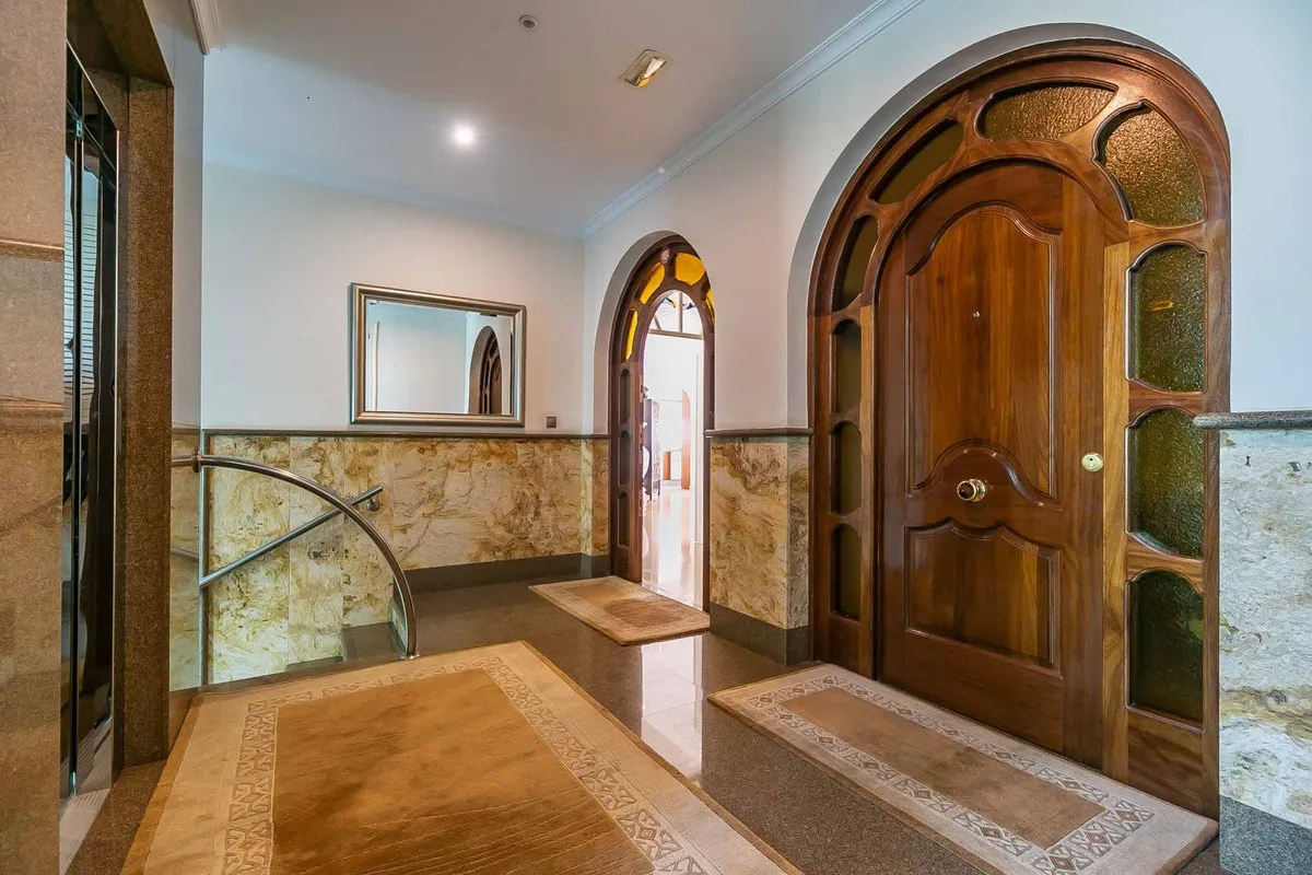 877b63a3-011f-416d-bb9b-dfae2821a369