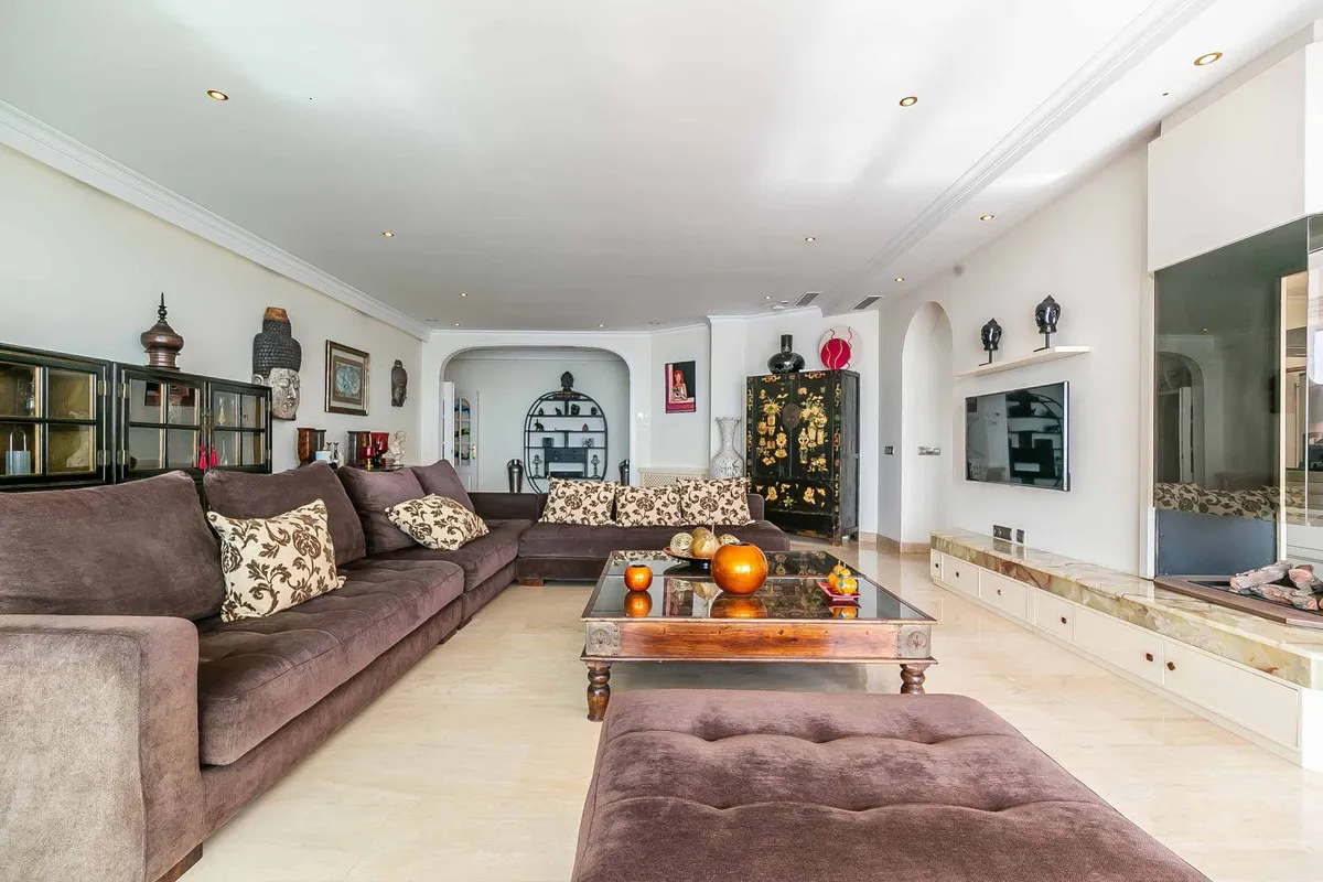 cfd7fa4d-0b45-4e33-87e1-b9b30d5757ba