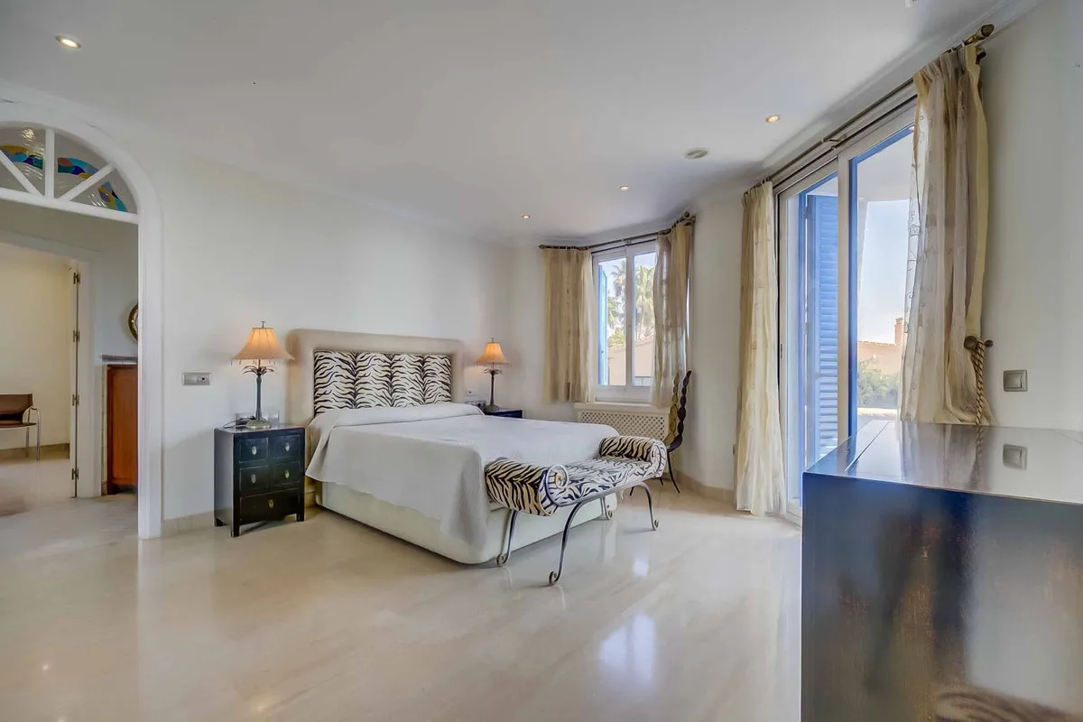 f384c631-6692-4f81-9657-c2b0a24ee789