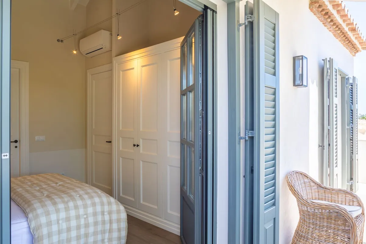 03fcefc1-fc1a-4420-98ec-41533da0dd51