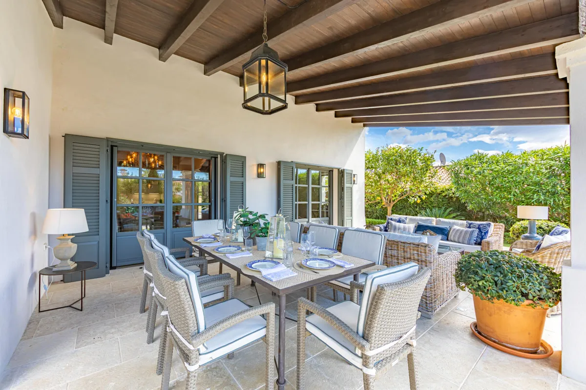 2f54fb71-ba26-40c0-bf9c-957c2fc2ffd2