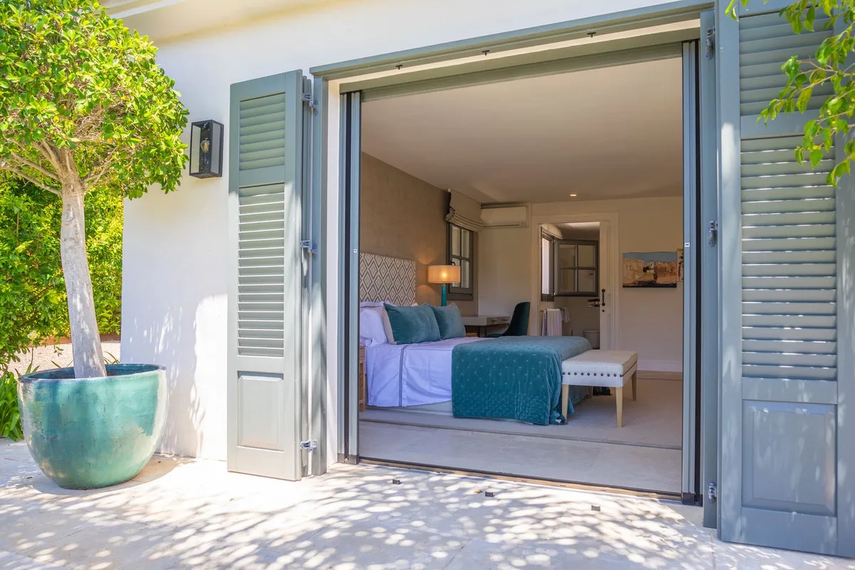 33cf09b5-e8fd-4df3-98fe-e721348e223f