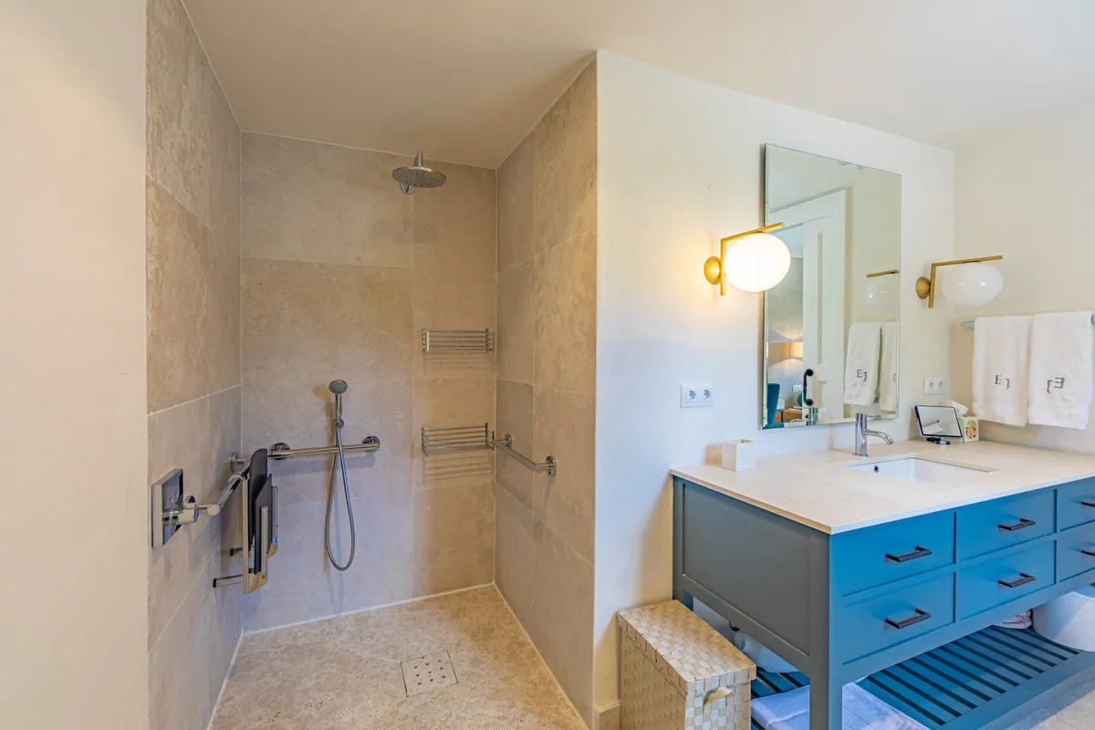 46e6f8ac-3c13-4d48-b0da-22fd8abfeea6