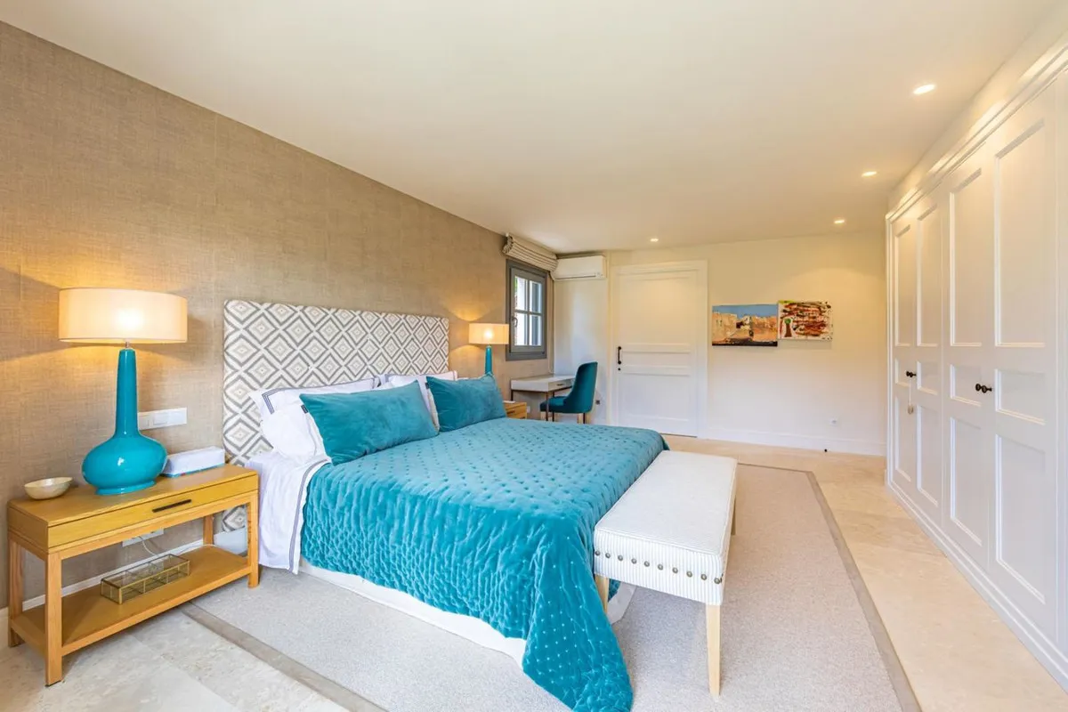 5c1f2a72-4229-483c-8dd0-905c593536d6