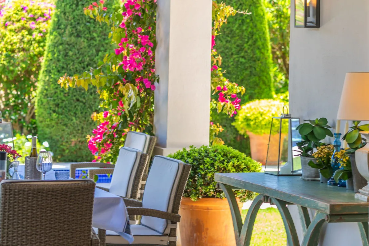 bcaefe01-ef71-4d16-8d24-ea00a335df9f