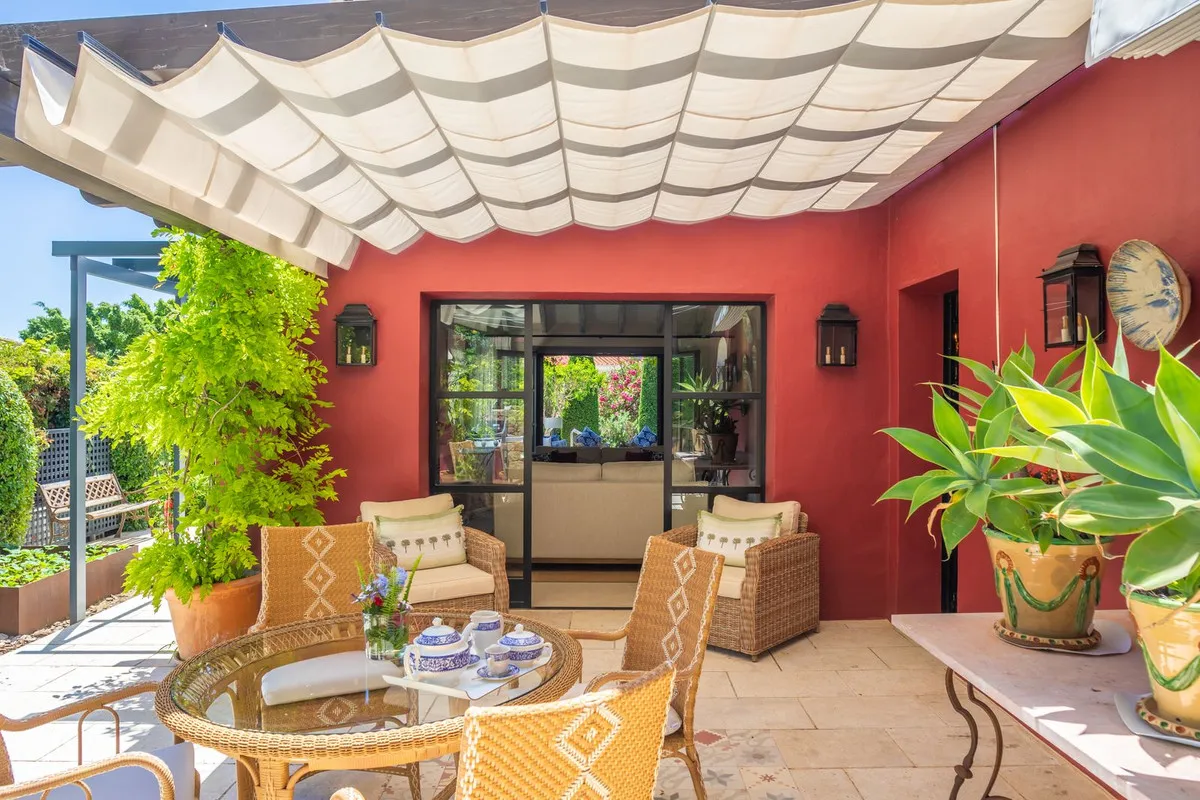 e4c5b2d2-231e-4a3a-9347-086ed422e3c9