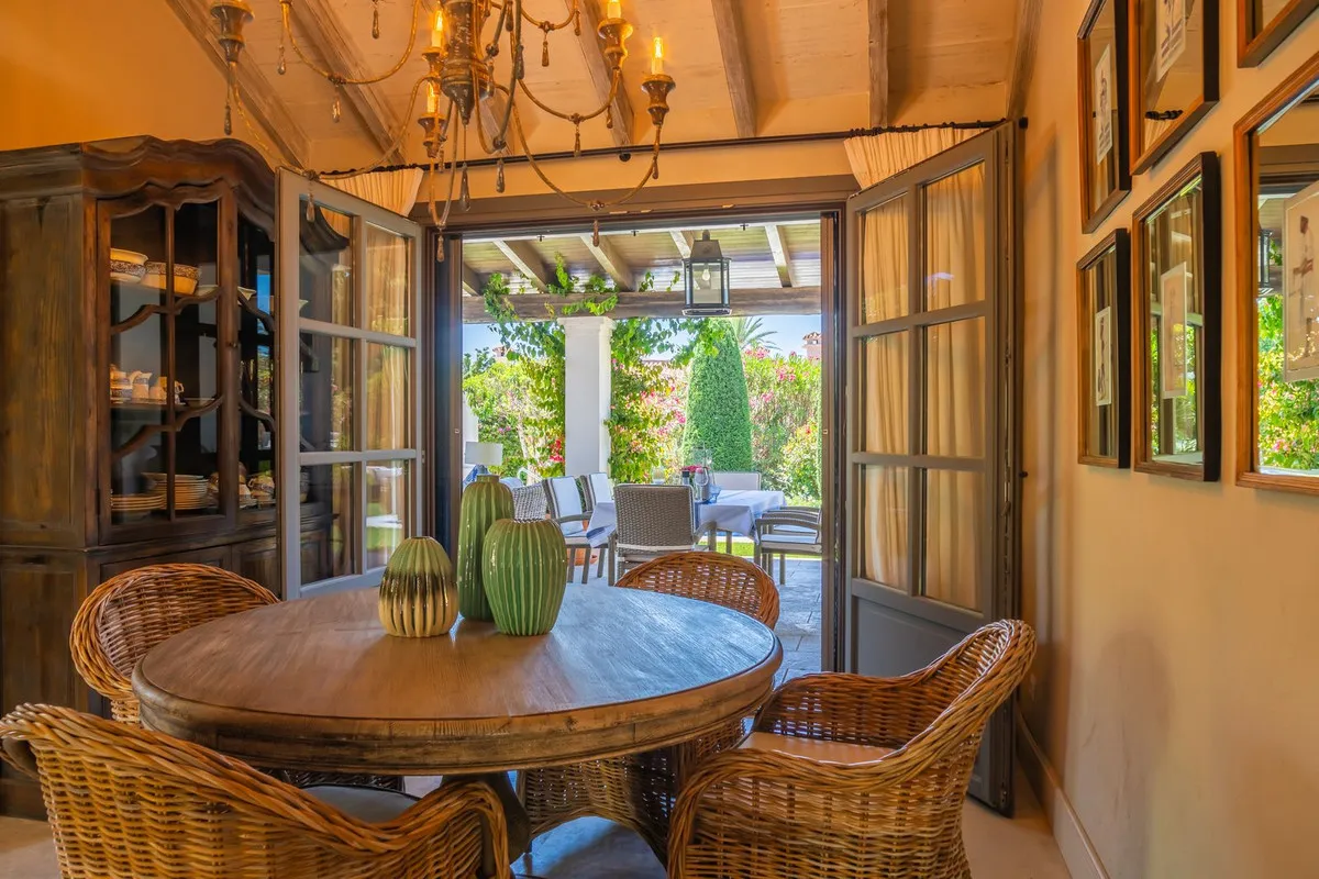 f2ea13a0-848a-495f-b41f-c3ac3a96fd79