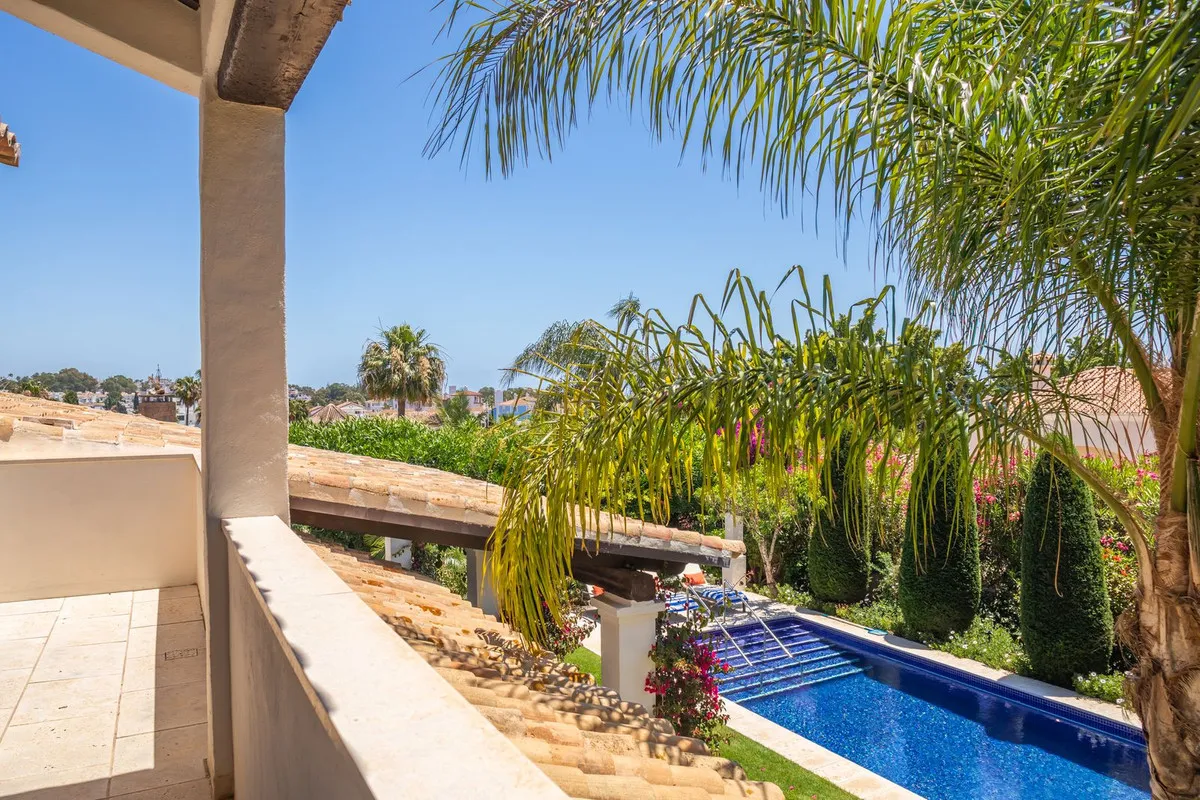 f484f4ed-963d-45fe-b4fc-7d8038400d70