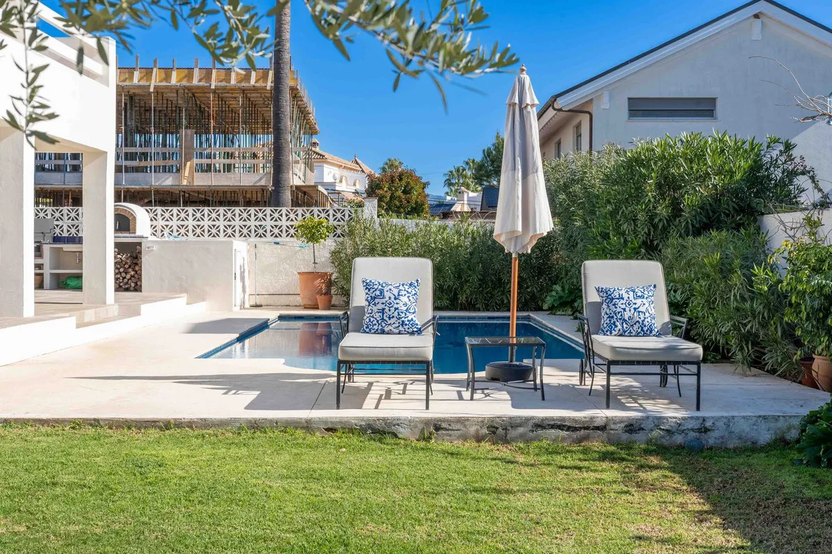 0a010aa0-a111-40ea-a55e-18cf69deab6a