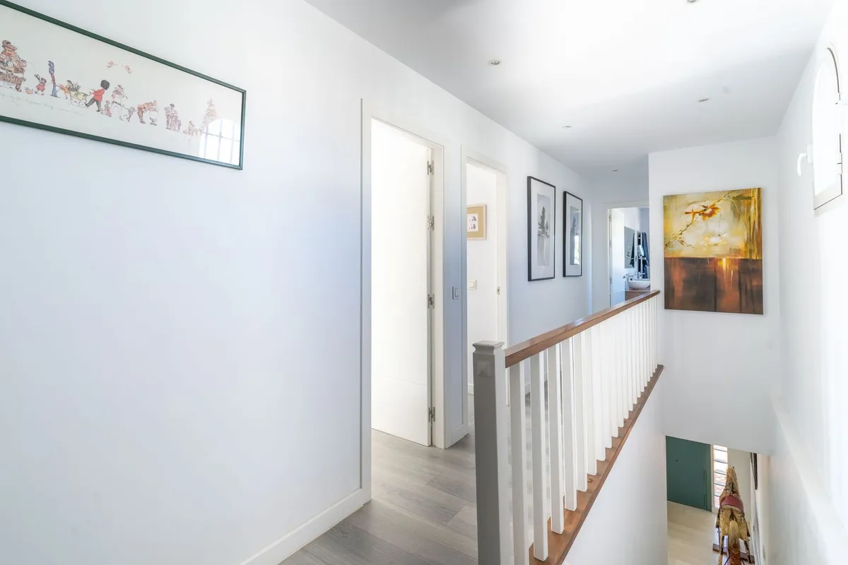 4f3dba60-ec41-43b4-a4ad-951127174245