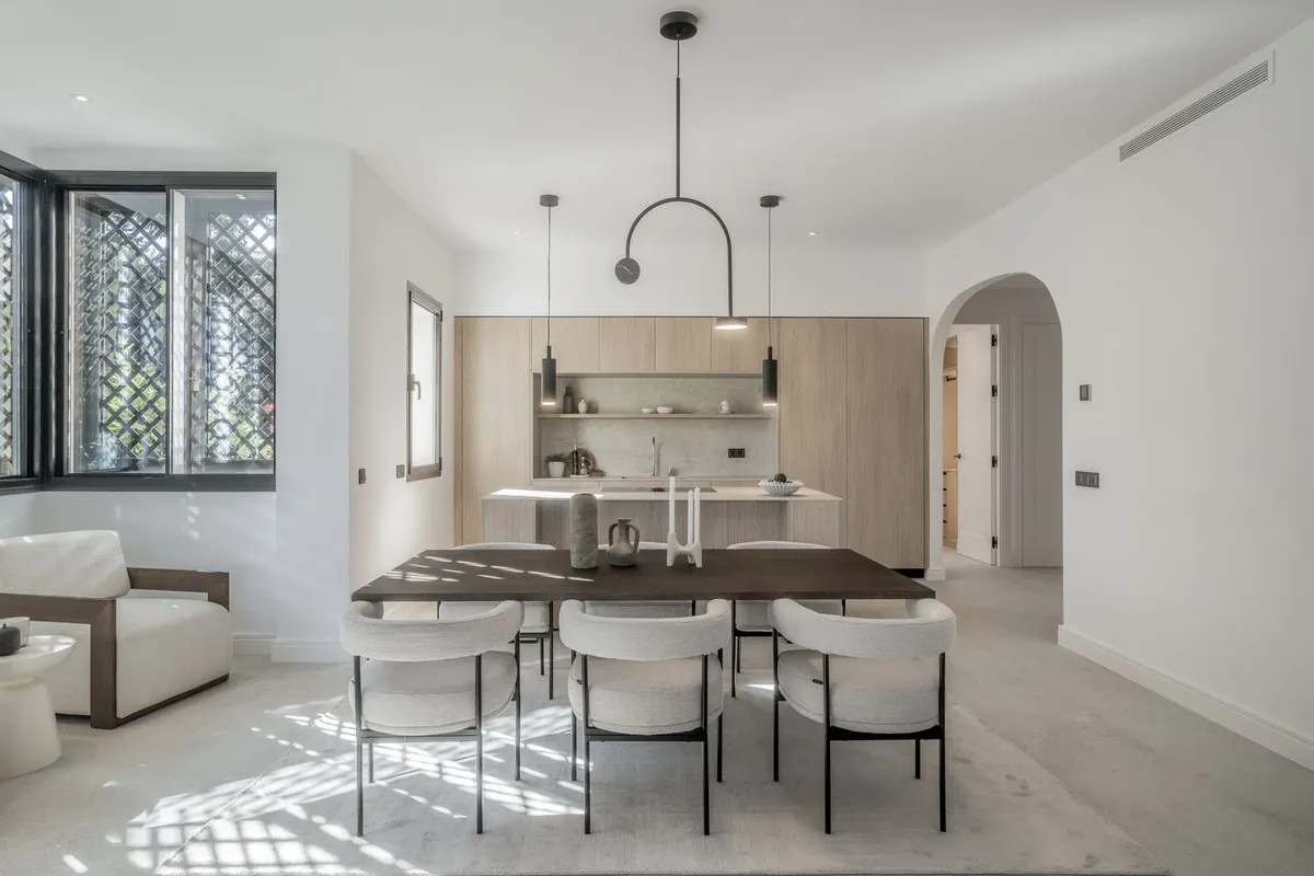 98da8d8f-c2b0-4435-b675-dcad56ff29d7